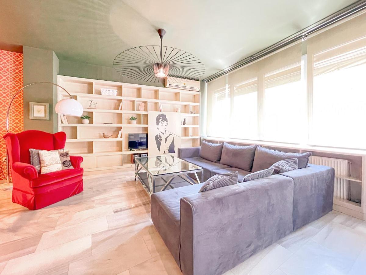 Loft 1 Bedroom Apartment In The Heart Of Aten Exteriör bild