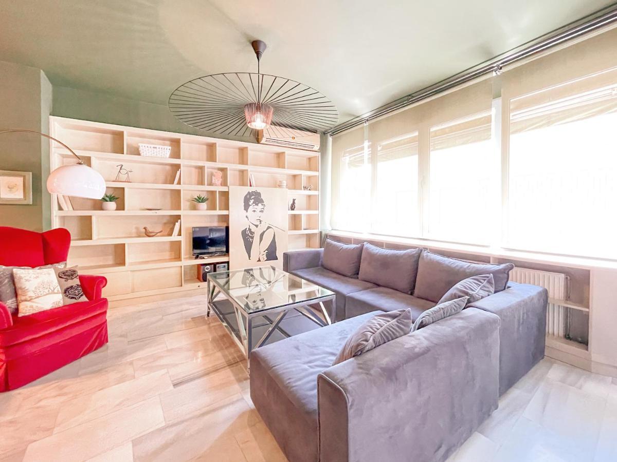 Loft 1 Bedroom Apartment In The Heart Of Aten Exteriör bild